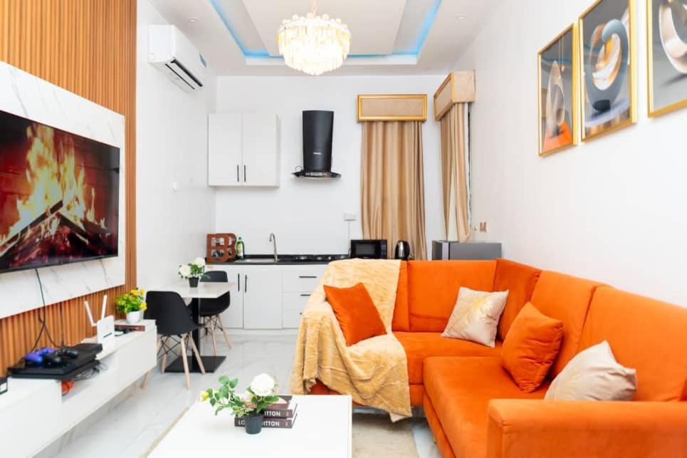 Urban Retreat Luxury Shortlet Apartment Lekki Ajah Lagos With Pool And Gym Εξωτερικό φωτογραφία
